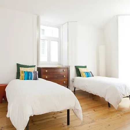 Bairrus Lisbon Apartments - Graca-2